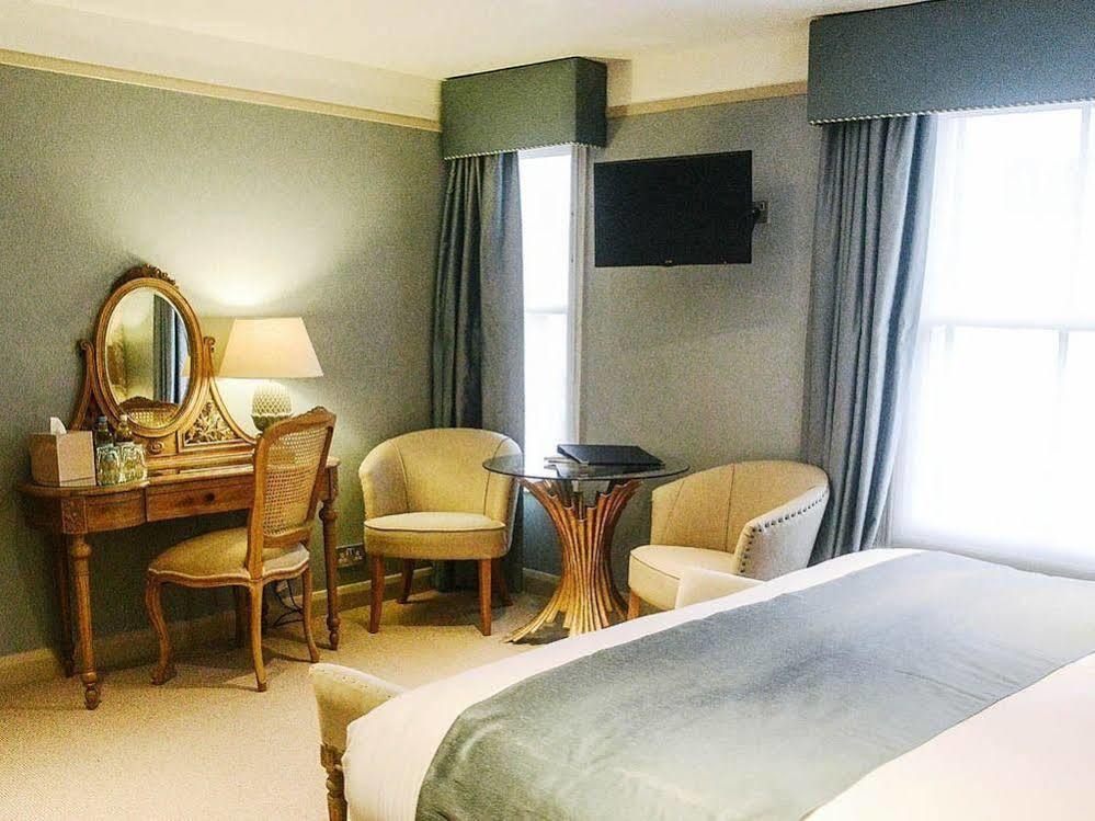 Bull Hotel By Greene King Inns 长梅尔福德 外观 照片